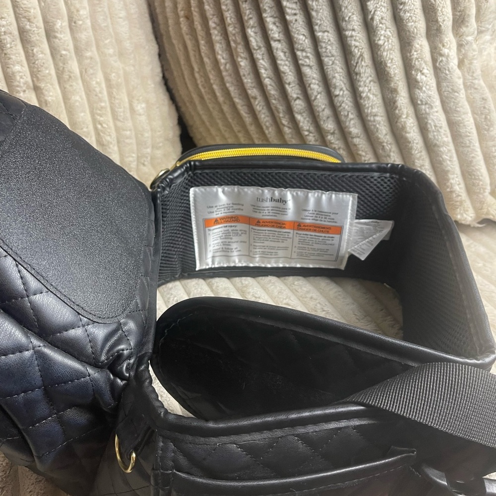 Tushbaby Quilted Black Baby Bag - Picture 8 of 10